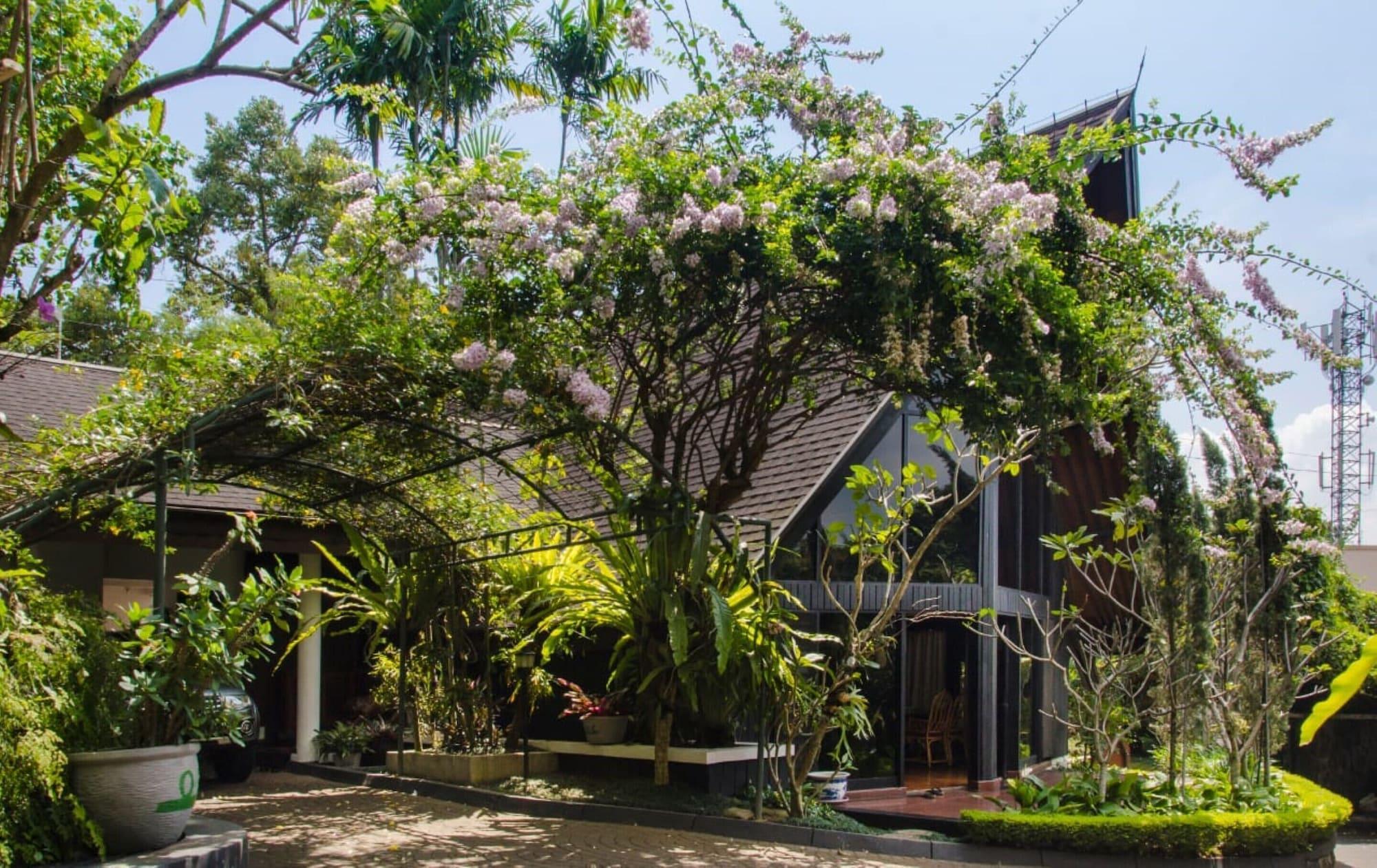 Obc Villa Bandung Exterior foto